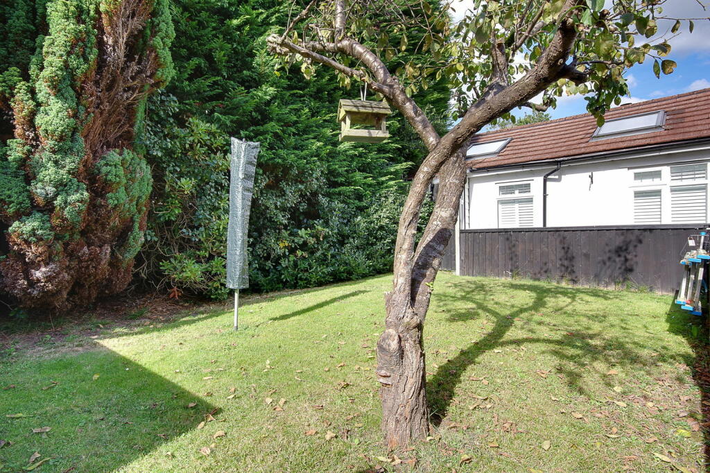 Additional property image - 16 Beechey Road, Bournemouth, BH8 8LL