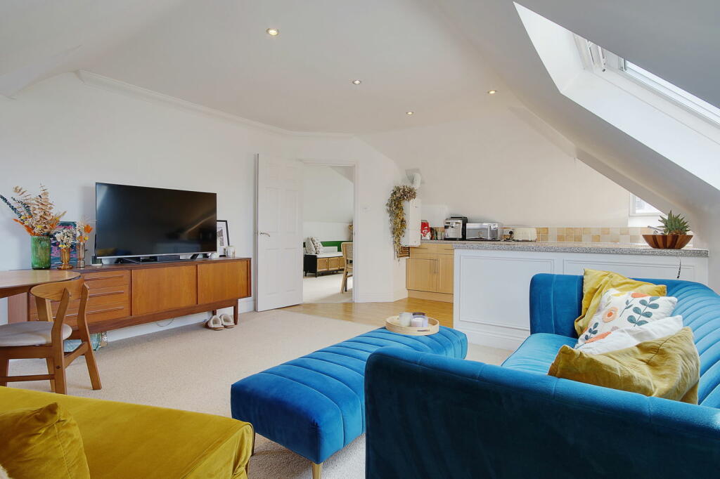 Additional property image - 16 Beechey Road, Bournemouth, BH8 8LL