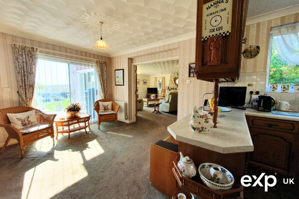 Additional property image - Impressive Five Bedroom Detached Family Home with Sea Views, Poole, Dorset