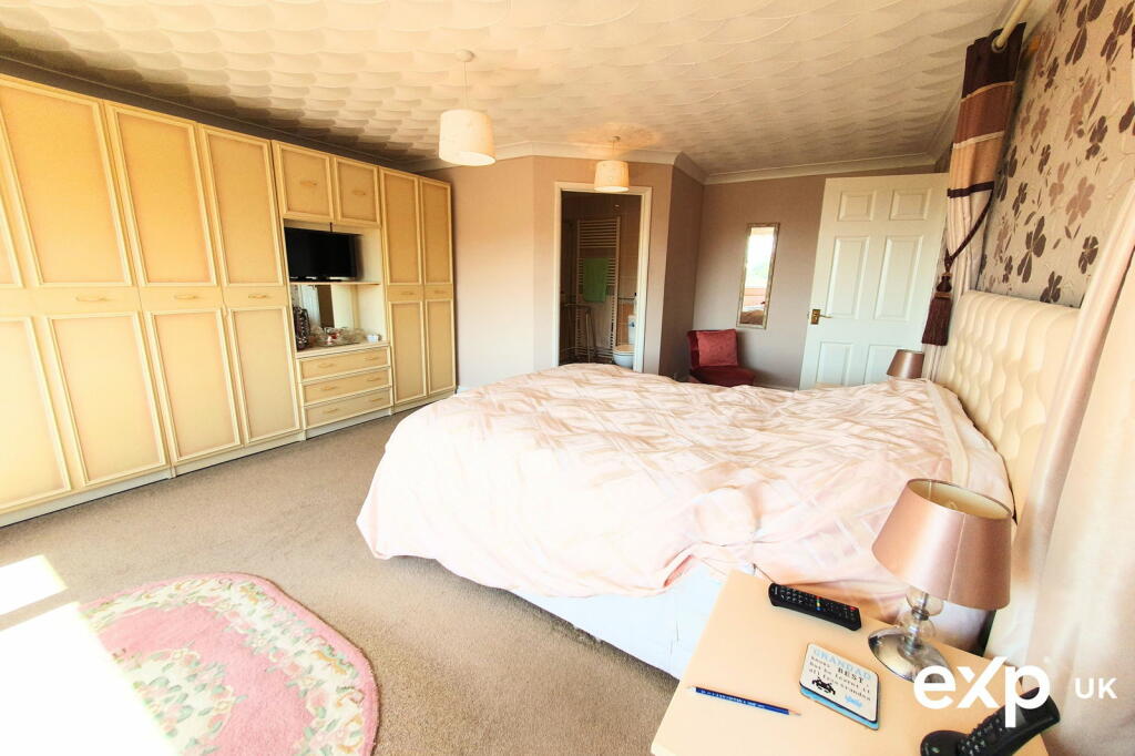 Additional property image - Impressive Five Bedroom Detached Family Home with Sea Views, Poole, Dorset