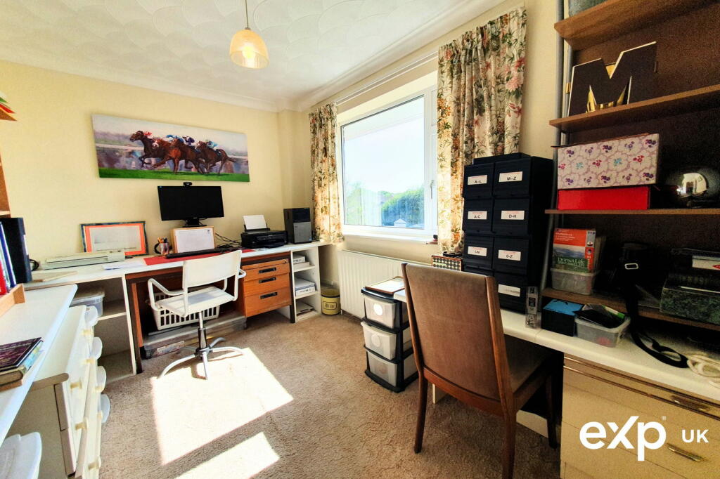 Additional property image - Impressive Five Bedroom Detached Family Home with Sea Views, Poole, Dorset