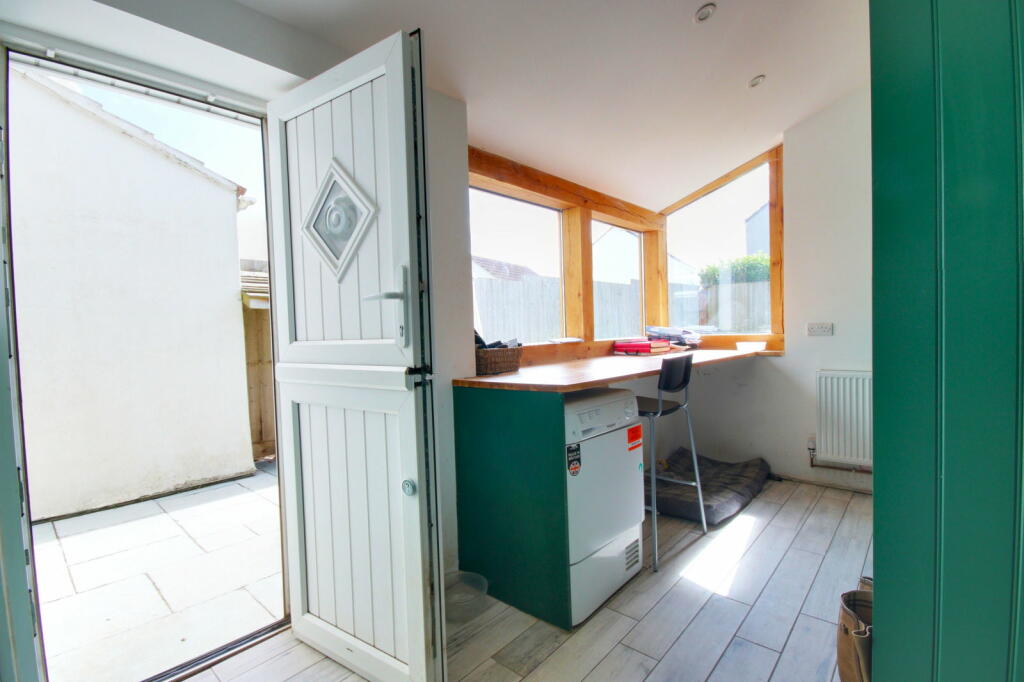 Additional property image - School View, Ston Easton, Radstock, BA3 4DJ