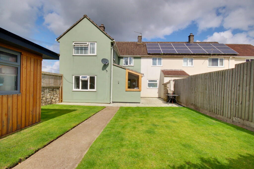 Additional property image - School View, Ston Easton, Radstock, BA3 4DJ