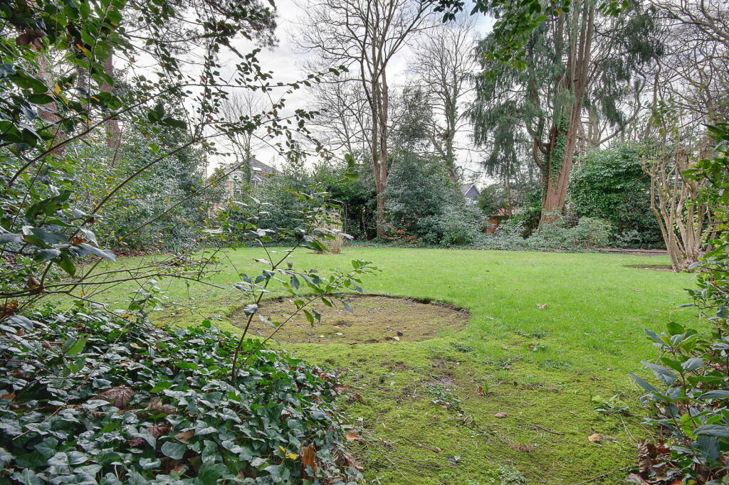 Additional property image - Richmond Park Road, Bournemouth, BH8 8TR