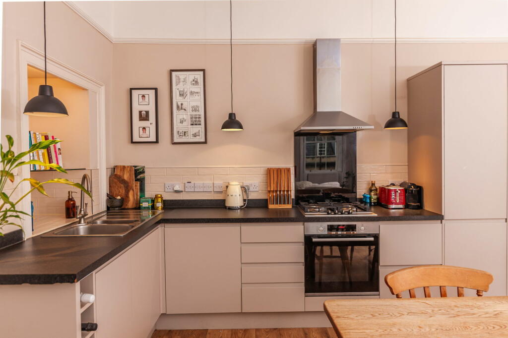 Additional property image - Bath, Somerset, BA1 2RU