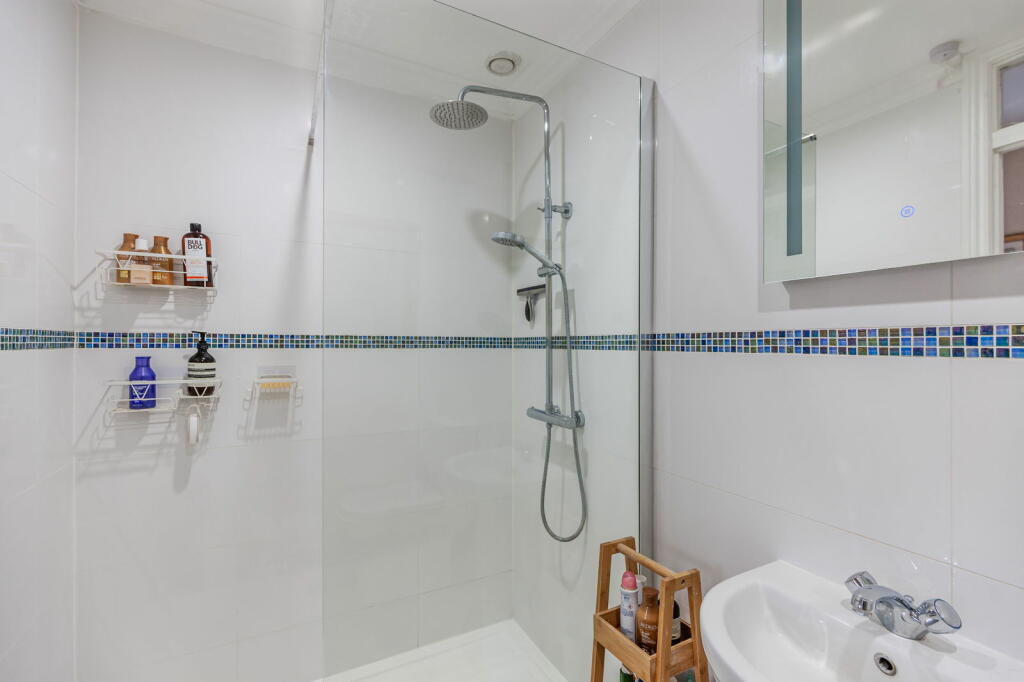 Additional property image - Bath, Somerset, BA1 2RU