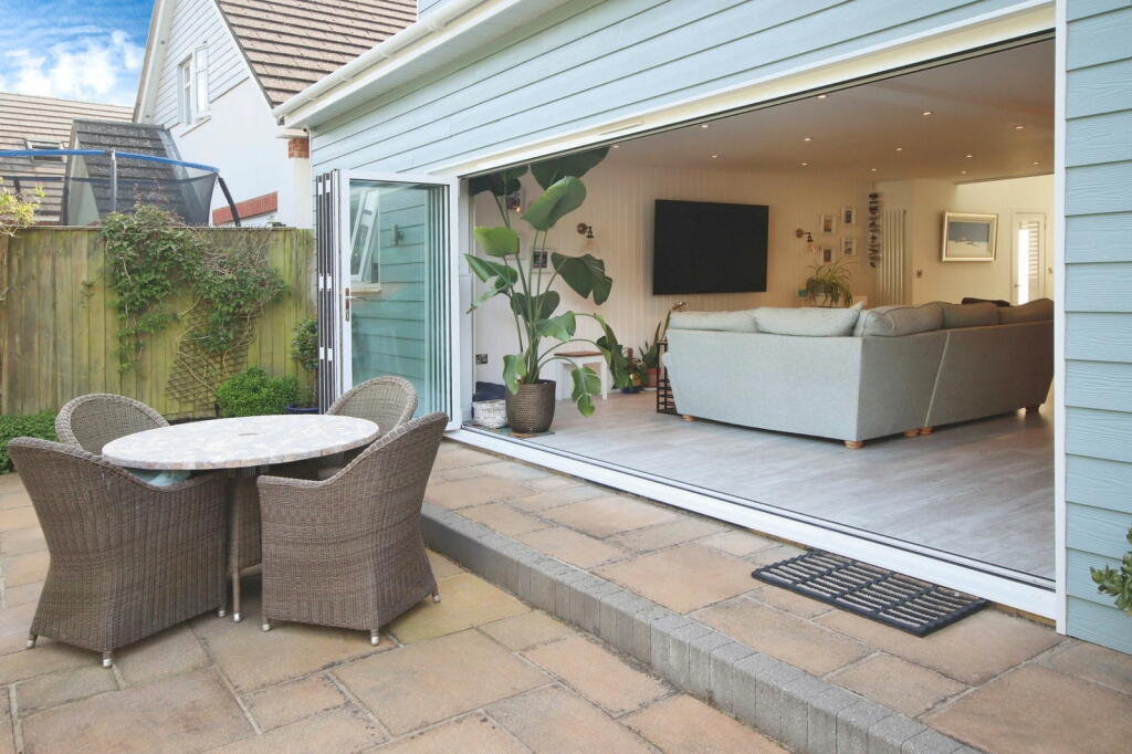 Additional property image - River Way,Christchurch,BH23 2QJ