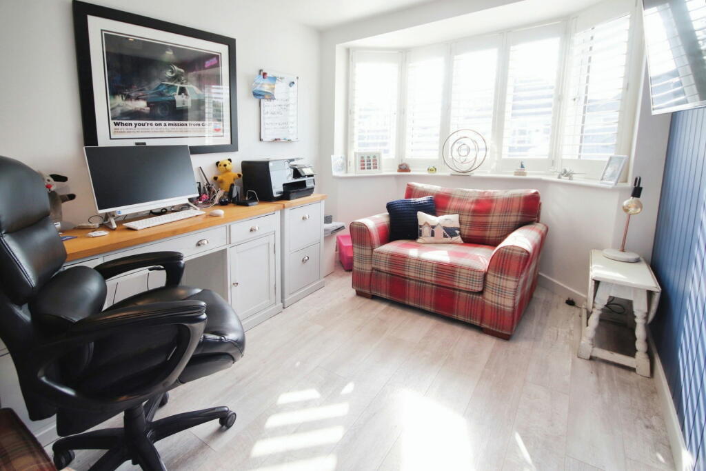 Additional property image - River Way,Christchurch,BH23 2QJ