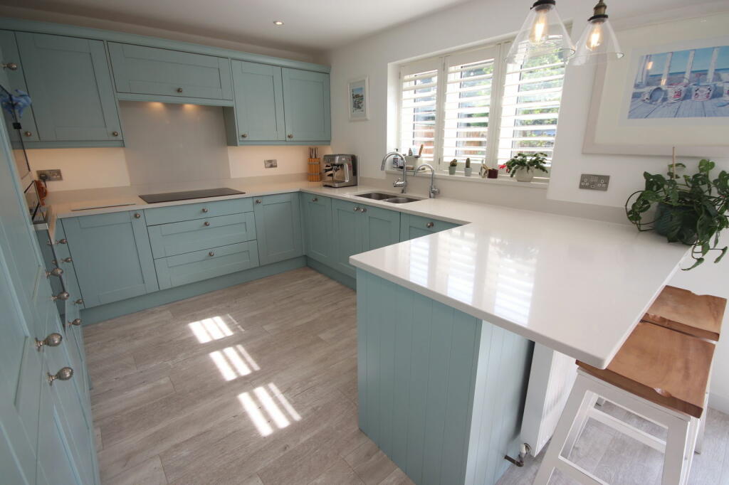 Additional property image - River Way,Christchurch,BH23 2QJ