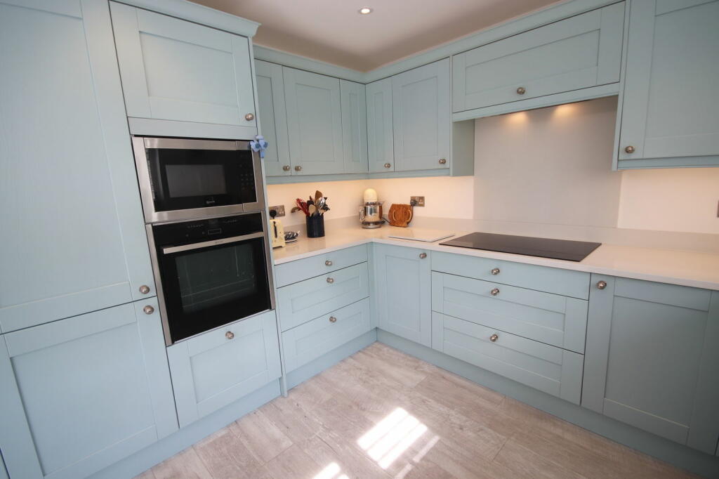 Additional property image - River Way,Christchurch,BH23 2QJ