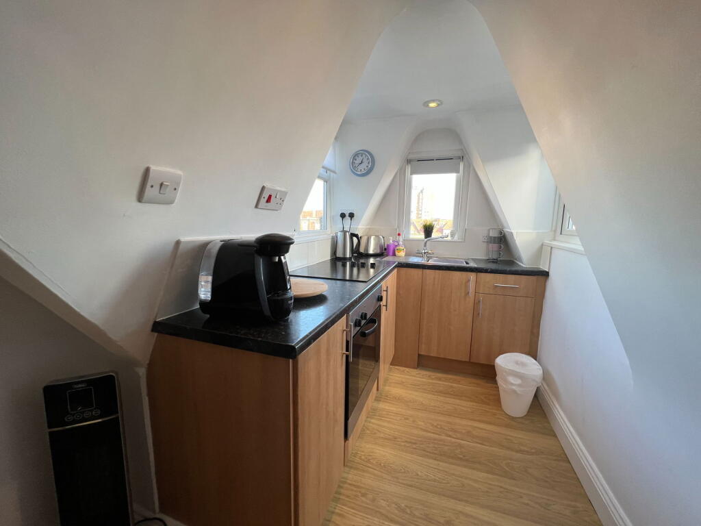 Additional property image - Durley Gardens, Bournemouth, BH2 5HU