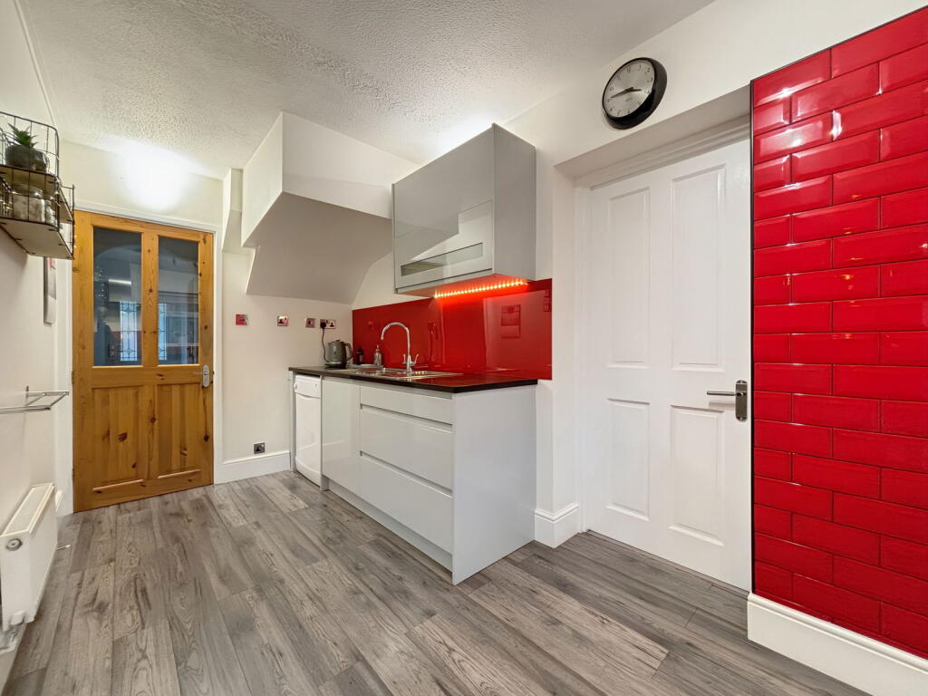Additional property image - Robbins Close, Bradley Stoke, Bristol, BS32 8AS