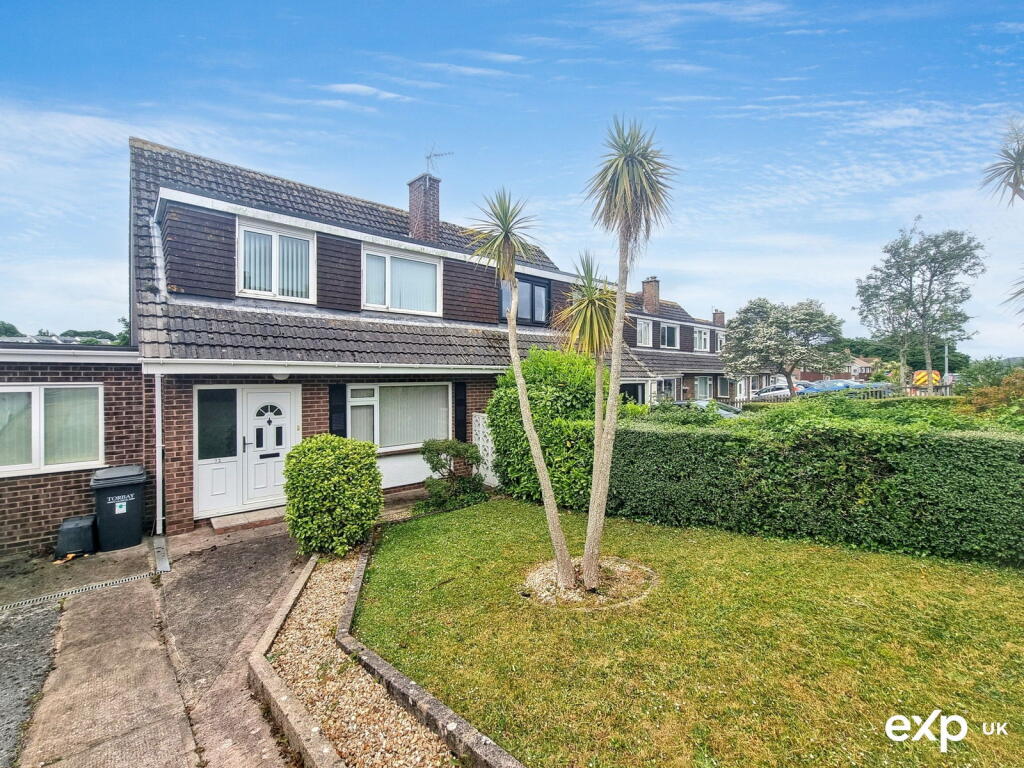 4 bedroom semi-detached house