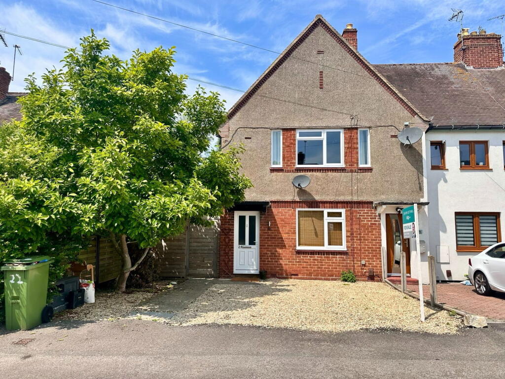 3 bedroom semi-detached house