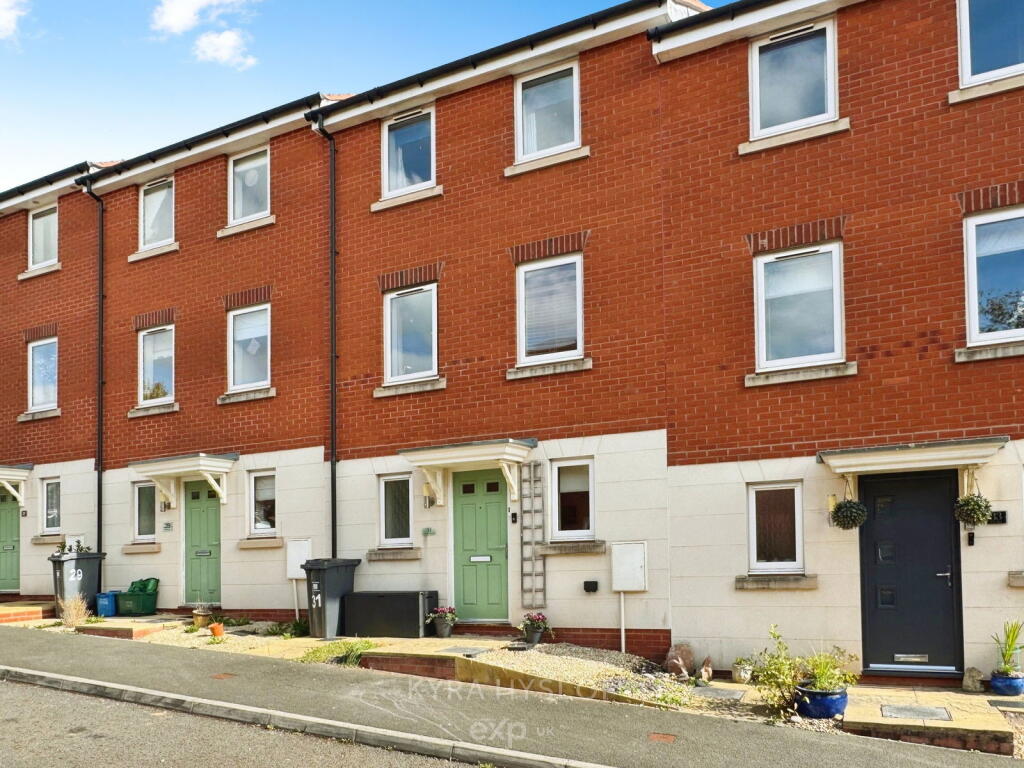 3 bedroom terraced house