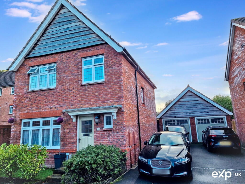 Main image of property: Mallard Close, Kingsteignton, Newton Abbot, TQ12 3FT