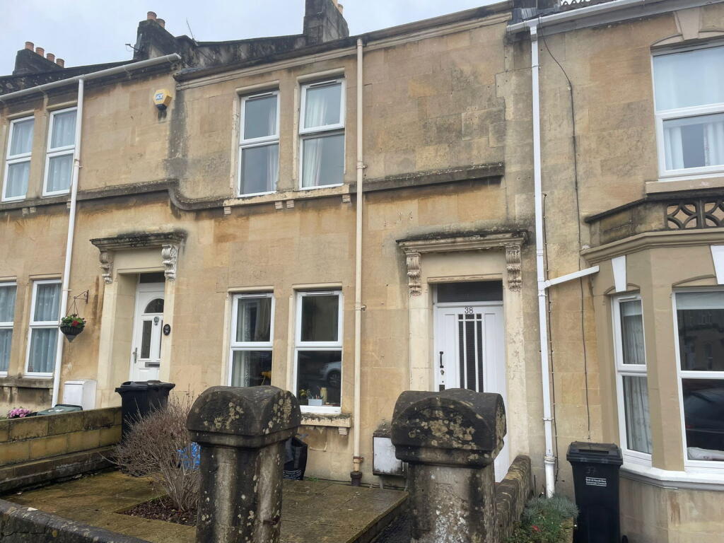 Main image of property: West Avenue, Bath, BA2 3QD