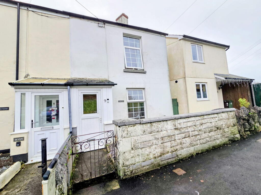 Main image of property: Frogmore Avenue, Plymouth, PL6 5XH