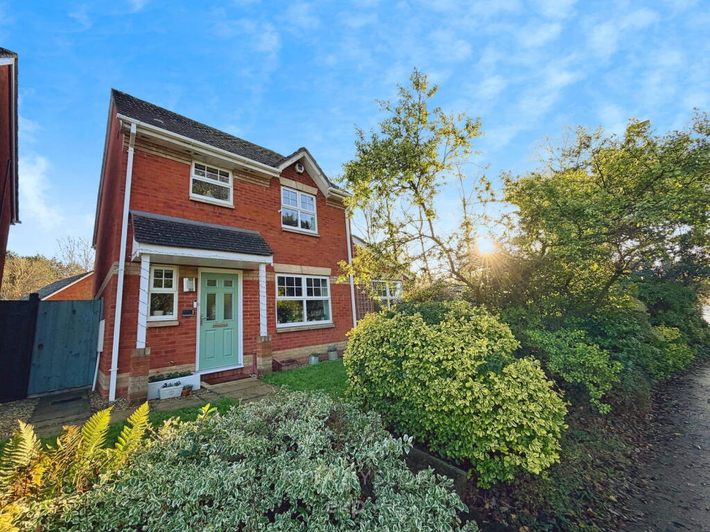 Main image of property: Apple Farm Grange, Exeter, EX2 7TH