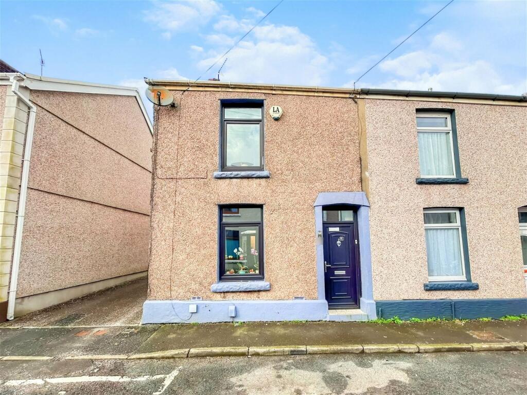 2 bedroom end of terrace house for sale in Pegler Street, Brynhyfryd, Swansea, SA5 9JT, SA5