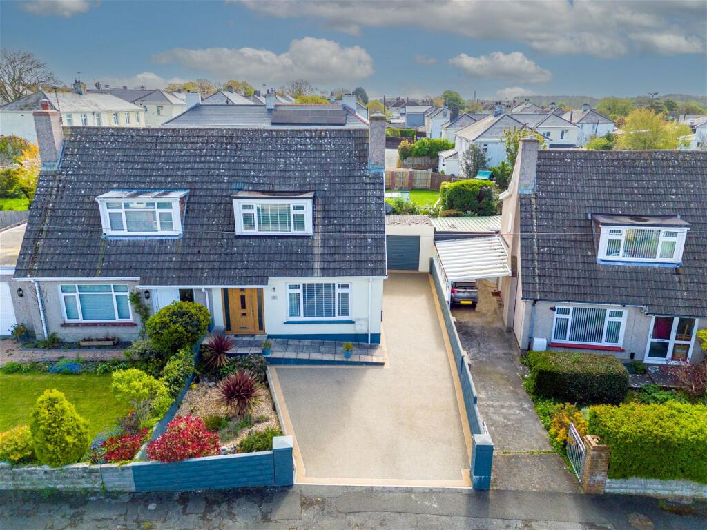 2 bedroom semidetached bungalow for sale in Highmeadow, Llantwit Major, CF61 1RQ, CF61