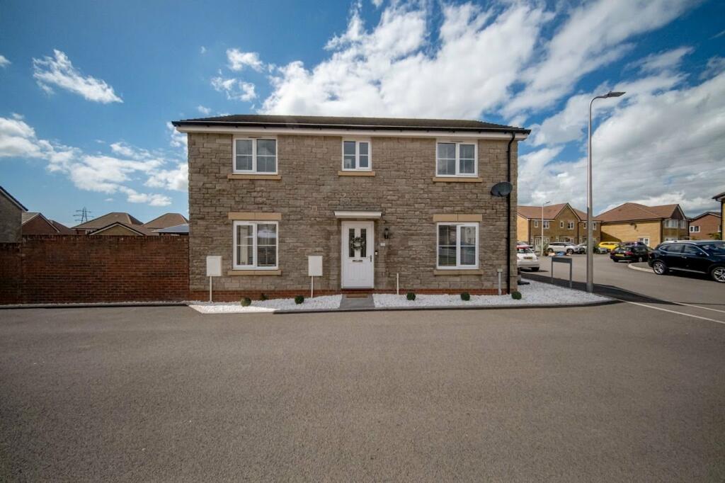 4 bedroom detached house for sale in Coity, Bridgend, CF35 6GT, CF35