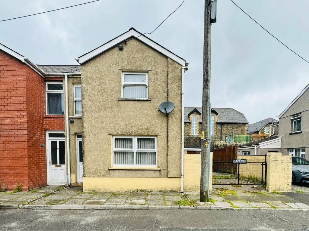 3 bedroom semidetached house for sale in Coronation Terrace
