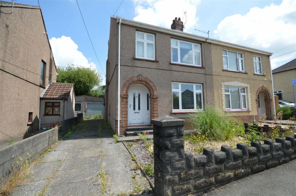 3 bedroom semidetached house for sale in Bryn Road, Loughor, Swansea