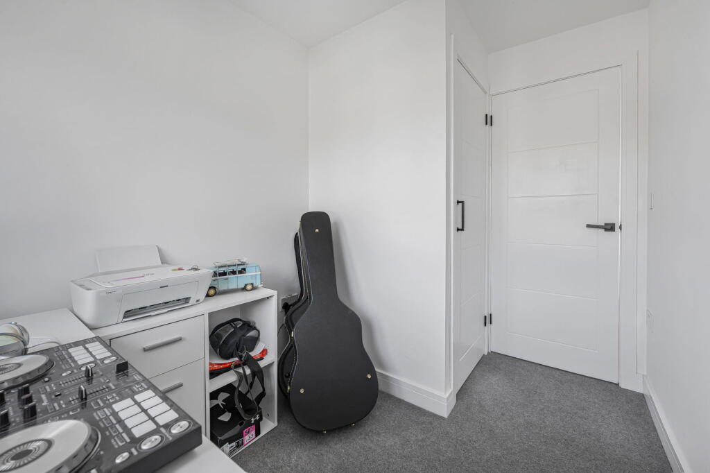 Additional property image - Denbigh Court, Caerphilly, CF83 2UN