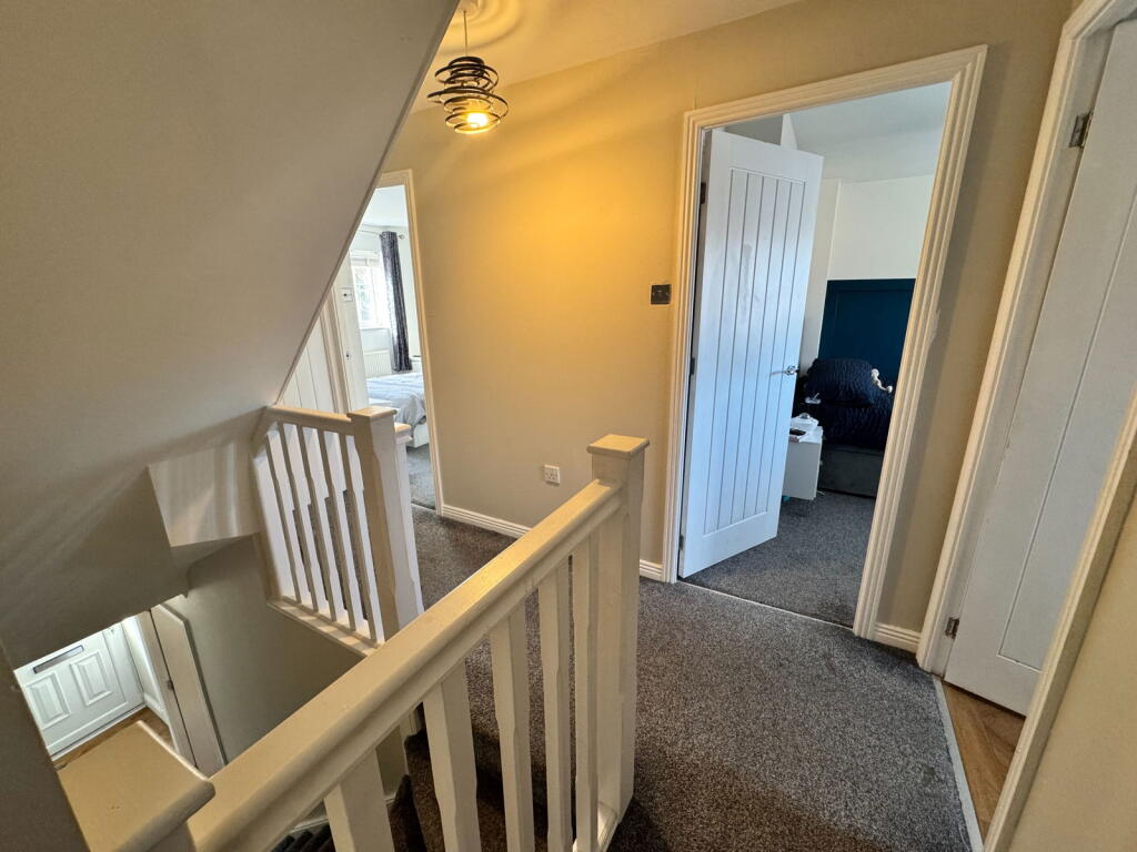 Additional property image - Rhodfa'r Coed, Maesteg, CF34 9GE