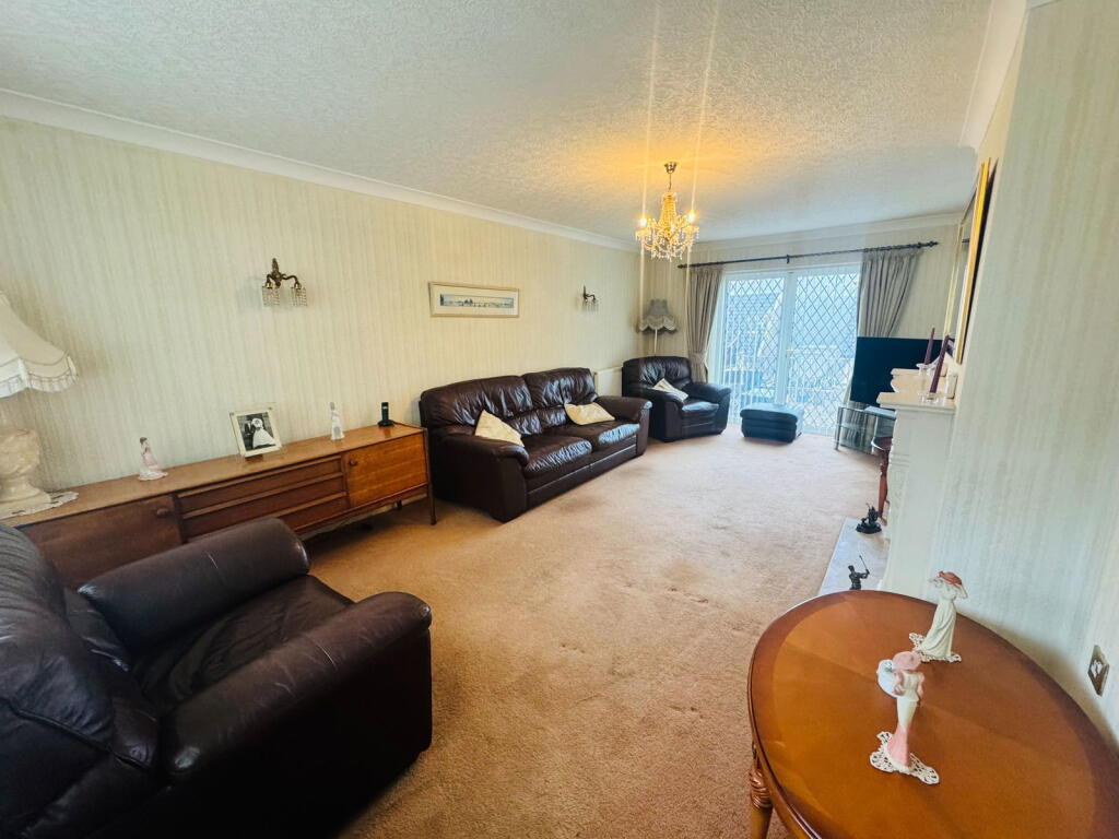 Additional property image - Heol Ty-Gwyn, Maesteg, CF34 0BD