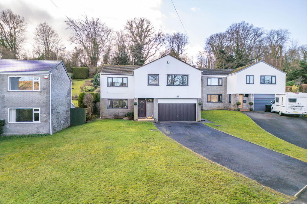 Main image of property: Crossroads, Gilwern