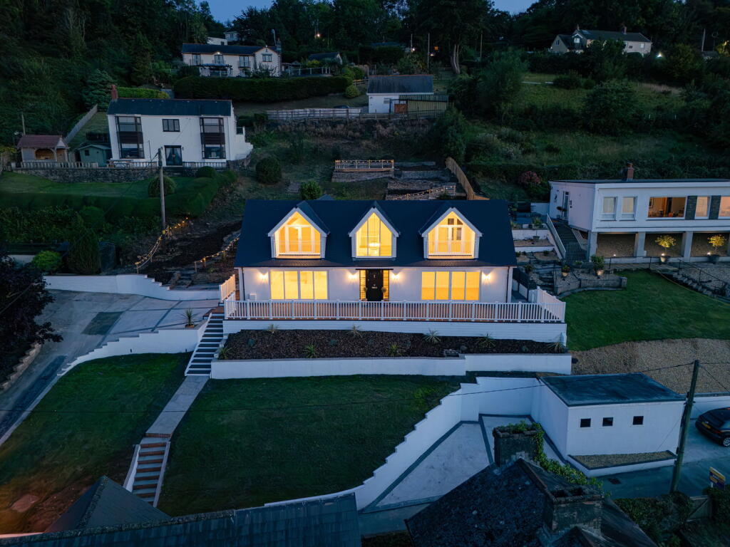 Main image of property: Bethel Lane, Penclawdd, Swansea, SA4 3FP