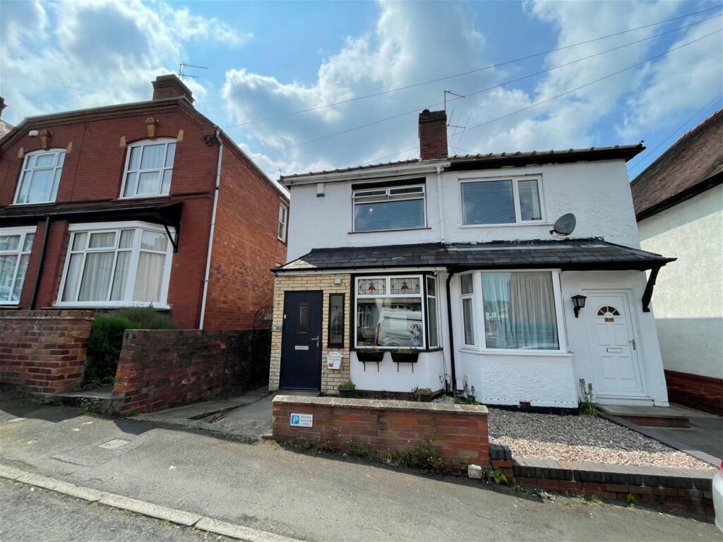 2 bedroom semidetached house for sale in Banners Street, Halesowen