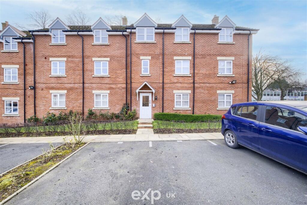 2 bedroom apartment for sale in Cowdray Court, Tanners Way, Selly Oak, B29 6GT, B29