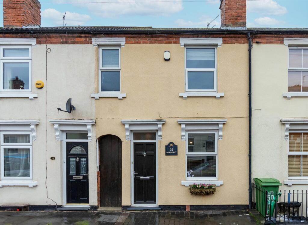 2 bedroom terraced house for sale in Cecil Street, Stourbridge, DY8 1XG