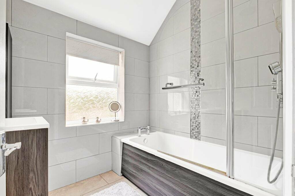 Additional property image - Penns Lane, Sutton Coldfield, B72 1BL
