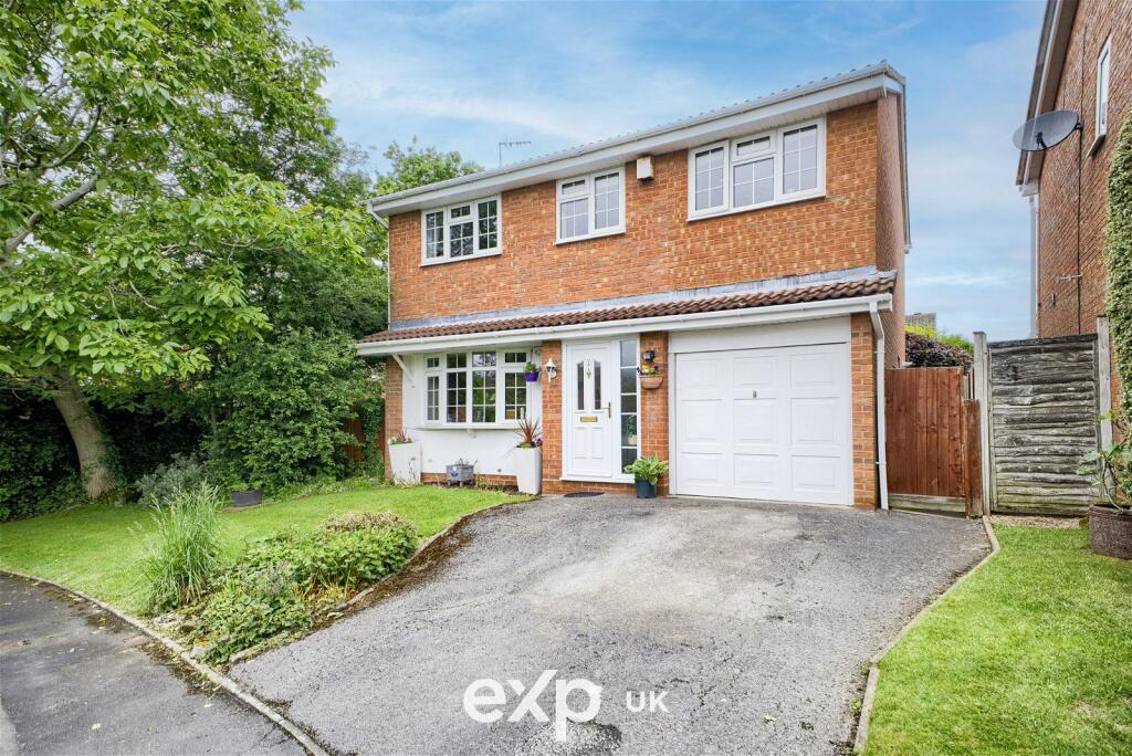 4 bedroom detached house for sale in Billingham Close, Solihull, B91