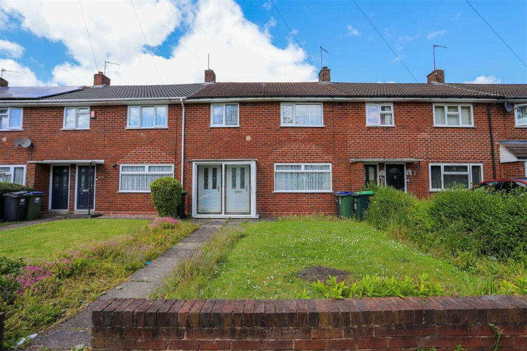 3 bedroom semidetached house for sale in Matty Road, Oldbury, B68 9QX, B68