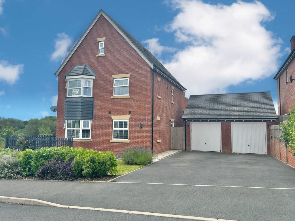 Additional property image - Willowherb Close, Tamworth, B79 0EX