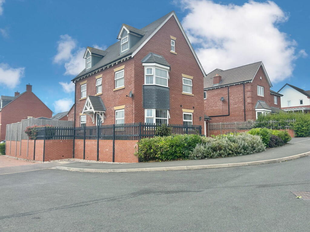 Additional property image - Willowherb Close, Tamworth, B79 0EX