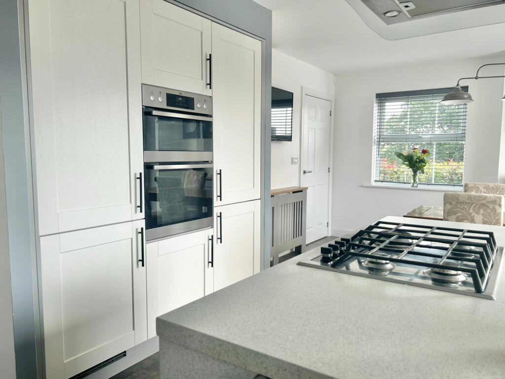 Additional property image - Willowherb Close, Tamworth, B79 0EX