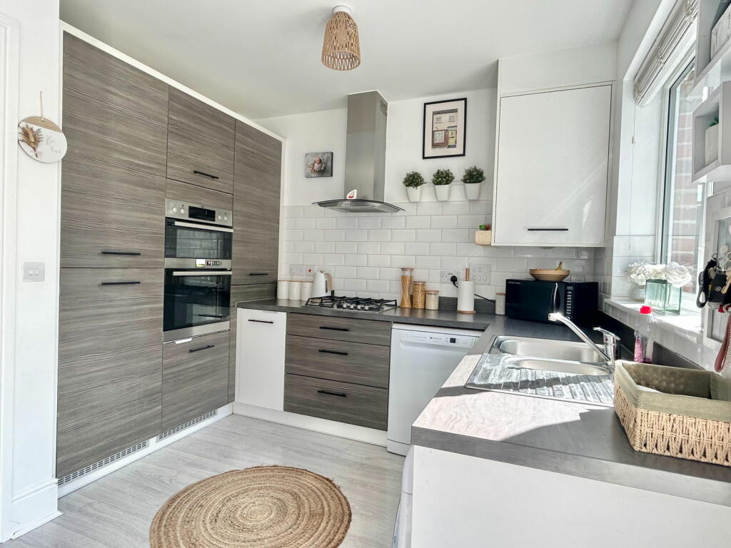 Additional property image - Blithbury Close, Amington, Tamworth, B77 4FP