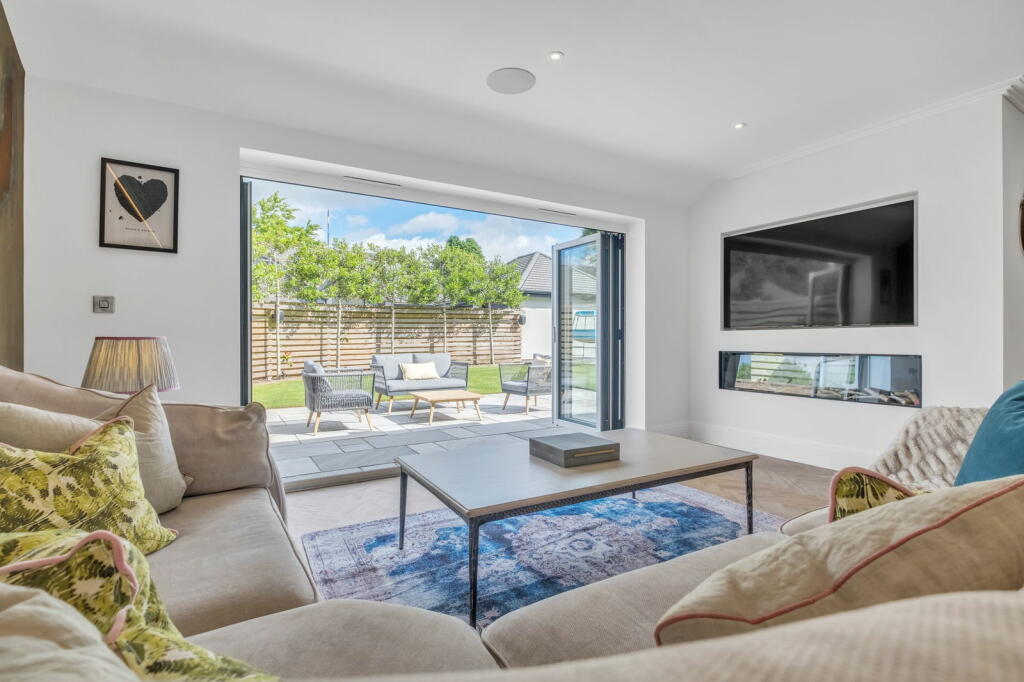 Additional property image - 15 Sherifoot Lane, Four Oaks, Sutton Coldfield, B75 5DR