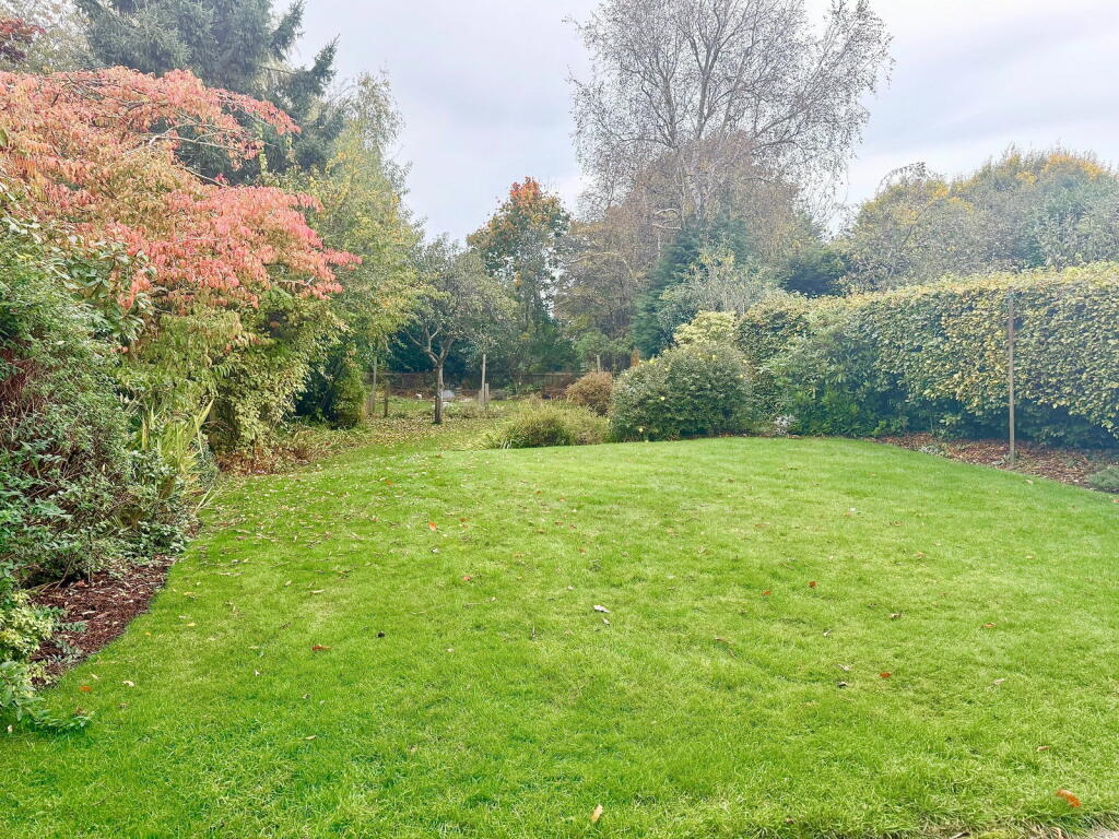 Additional property image - 40 The Grove, Little Aston, Sutton Coldfield, B74 3UD