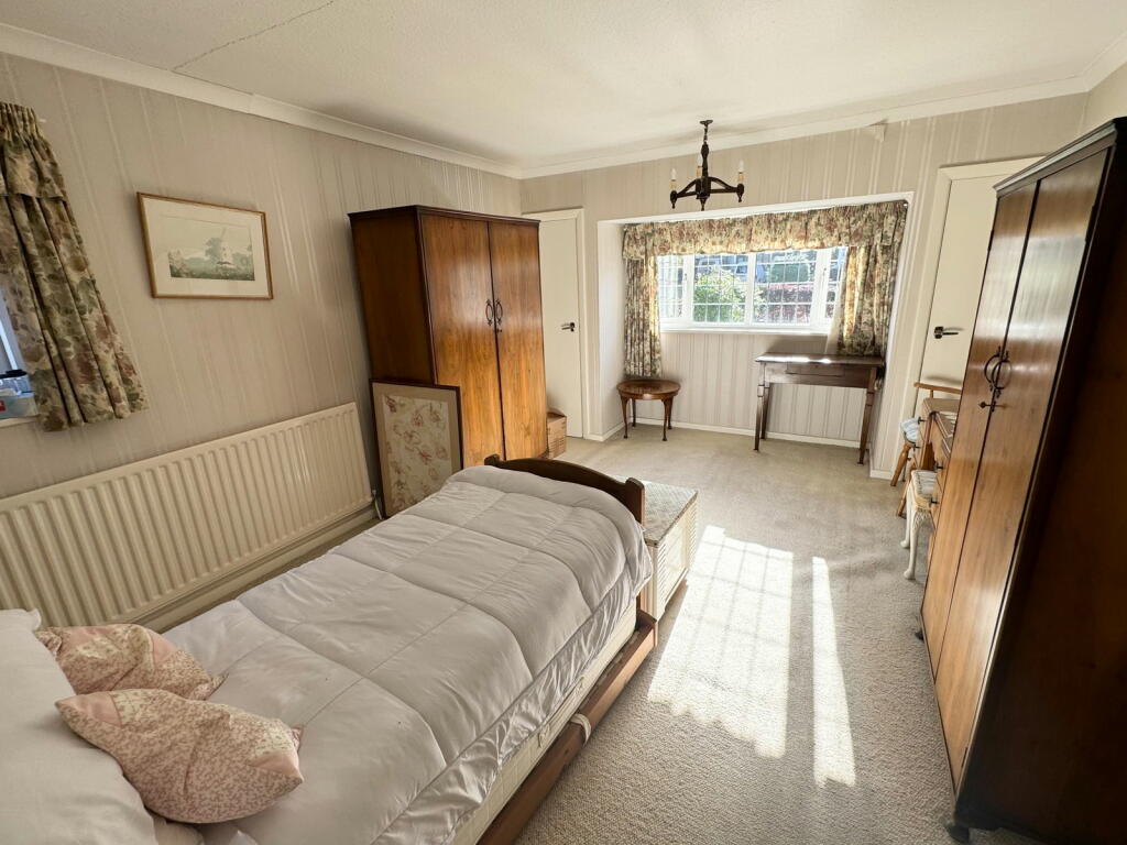 Additional property image - 40 The Grove, Little Aston, Sutton Coldfield, B74 3UD