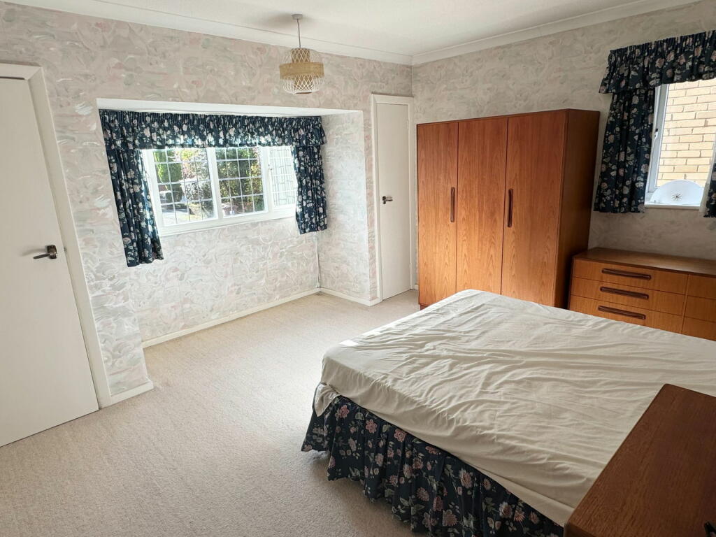 Additional property image - 40 The Grove, Little Aston, Sutton Coldfield, B74 3UD