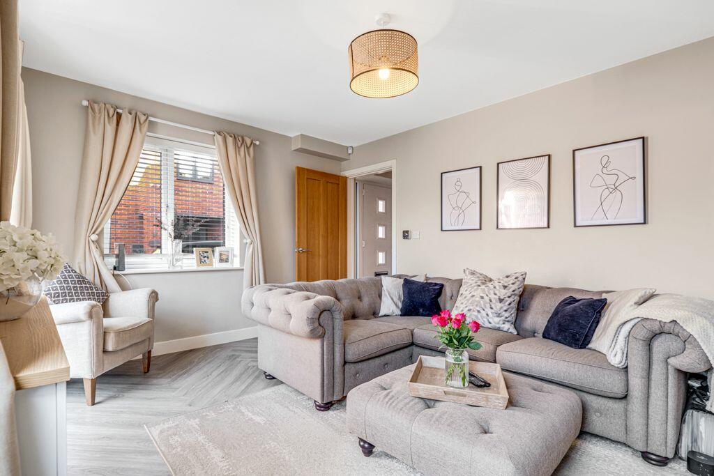 Additional property image - Wigginton Gardens, Tamworth, Staffordshire, B79 8BG
