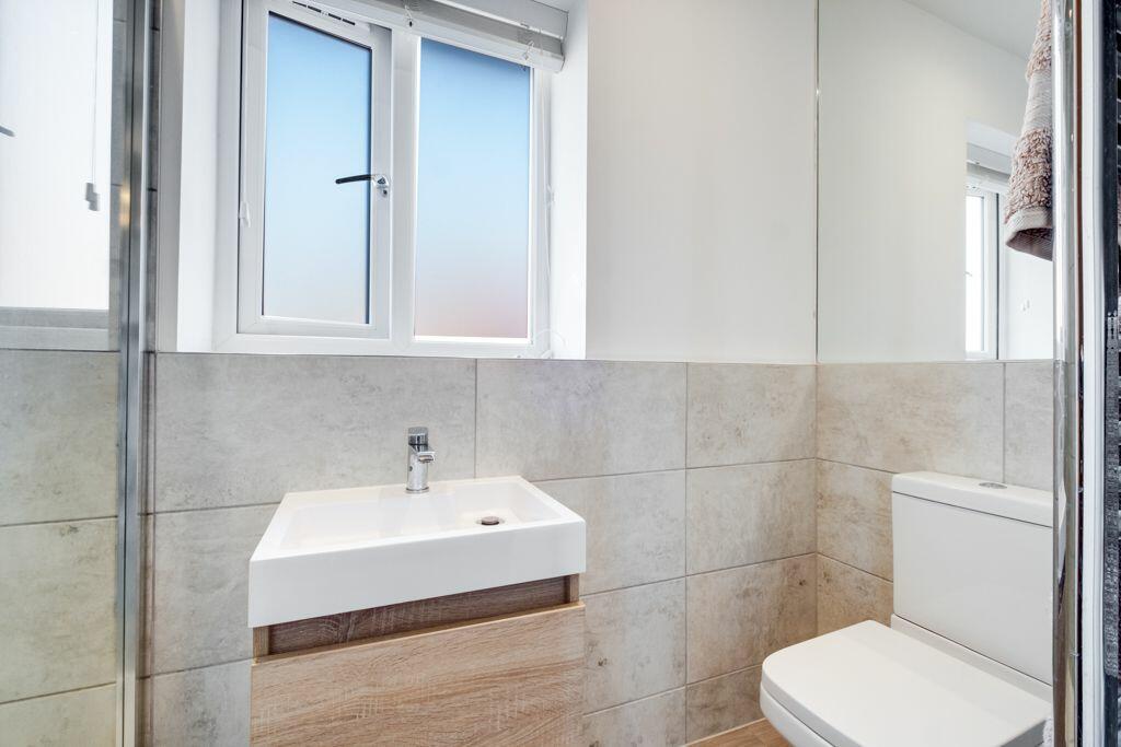 Additional property image - Wigginton Gardens, Tamworth, Staffordshire, B79 8BG