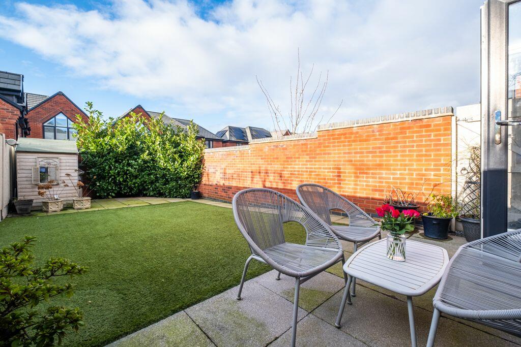 Additional property image - Wigginton Gardens, Tamworth, Staffordshire, B79 8BG